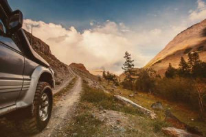 Como evitar que a poeira das estradas de terra invada a cabine do carro